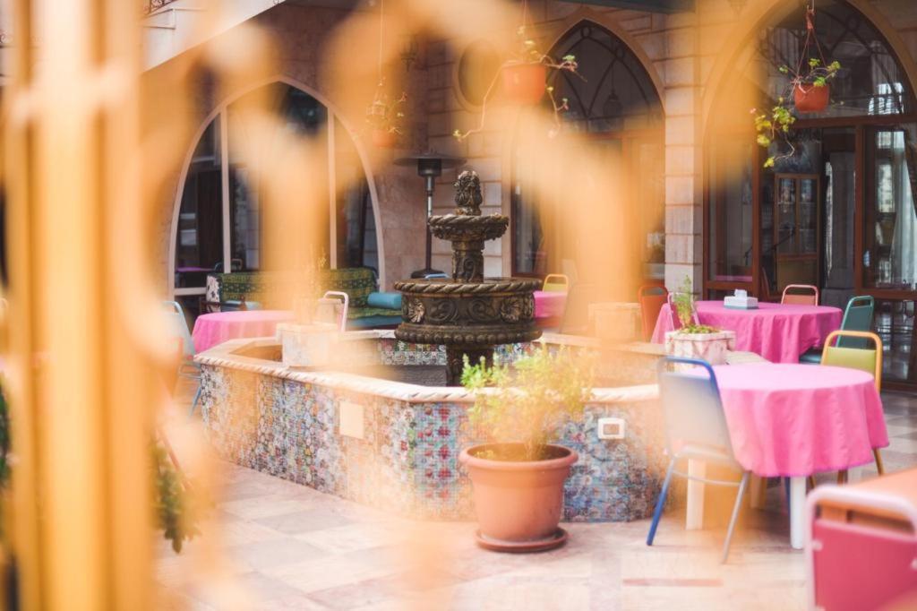 Damask Rose, Lebanese Guest House Jounieh Εξωτερικό φωτογραφία