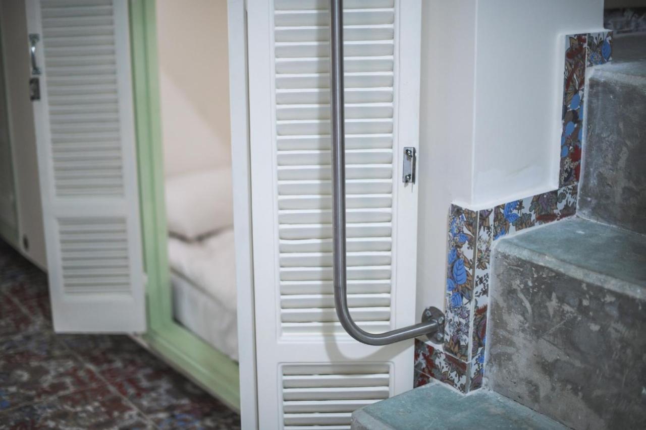 Damask Rose, Lebanese Guest House Jounieh Δωμάτιο φωτογραφία
