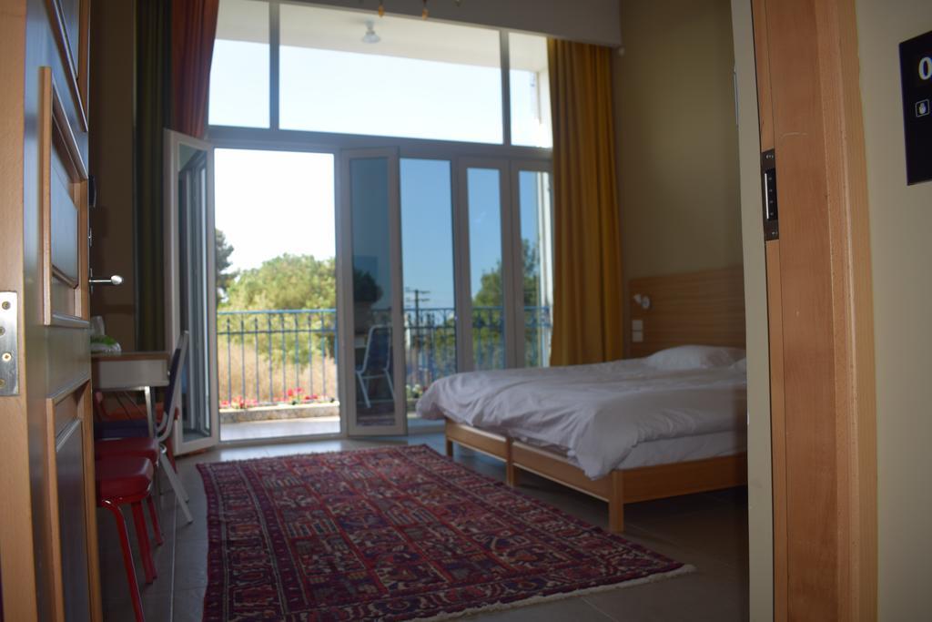 Damask Rose, Lebanese Guest House Jounieh Εξωτερικό φωτογραφία